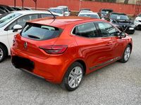 Usata Renault Clio IV Intens 86 CV (63 kW) 2019 Arancione Berlina