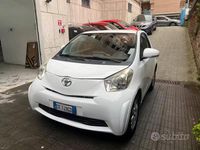 Usata Toyota iQ 98 CV (72 kW) 2009 Bianco Utilitaria