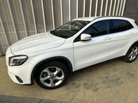 Usata Mercedes GLA180 Business 109 CV (80 kW) 2018 Bianco SUV