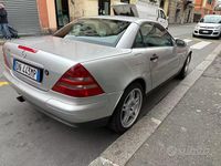 Usata Mercedes SLK200 192 CV (141 kW) 1998 Grigio Cabrio