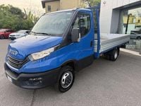 Usata Iveco Daily 116 CV (85 kW) 2022 Blu/azzurro Furgone