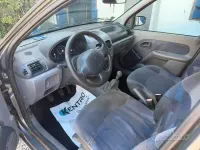 Usata Renault Clio II 58 CV (42 kW) 1999 Grigio Berlina