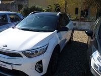 Usata Kia Stonic Style 100 CV (73 kW) 2021 Bianco SUV