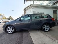 usata Opel Astra 1.4 100CV Sports Tourer Cosmo