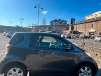 Gebraucht Toyota iQ 68 PS (50 kW) 2012 Grau Kleinwagen