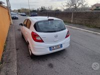 Usata Opel Corsa 86 CV (63 kW) 2012 Bianco Utilitaria