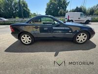 Usata Mercedes SLK200 192 CV (141 kW) 1998 Blu Cabrio