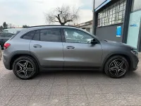 Usata Mercedes GLA200 Premium 163 CV (119 kW) 2021 Grigio SUV