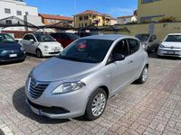 Usata Lancia Ypsilon Silver 69 CV (50 kW) 2014 Grigio Utilitaria