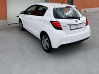 Usata Toyota Yaris Hybrid Active 101 CV (74 kW) 2016 Other Berlina
