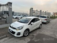 Usata Kia Rio Active 83 CV (61 kW) 2016 Bianco Utilitaria