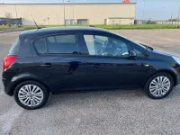 Usata Opel Corsa Edition 95 CV (69 kW) 2011 Nero Utilitaria