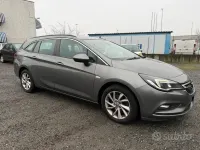 Usata Opel Astra Innovation 136 CV (100 kW) 2019 Grigio Station wagon