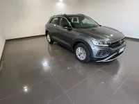 Usata VW T-Roc Life 115 CV (84 kW) 2025 Grigio SUV