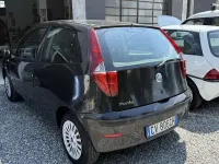Usata Fiat Punto 60 CV (44 kW) 2005 Utilitaria