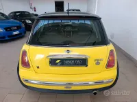 Usata Mini Cooper Coupé 116 CV (85 kW) 2003 Giallo Coupé