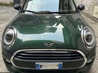 Usata Mini ONE 102 CV (75 kW) 2018 Verde Utilitaria
