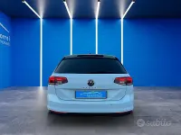 Usata VW Passat Executive 150 CV (110 kW) 2020 Bianco Station wagon