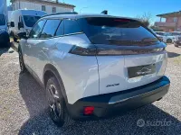 Käytetty Peugeot 2008 S 131 HP (96 kW) 2024 Valkoinen Katumaasturi