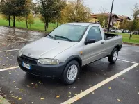 Usata Fiat Strada 69 CV (50 kW) 2000 Grigio Pick-up