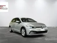 Usata VW Golf VII Life 116 CV (85 kW) 2021 Grigio Utilitaria