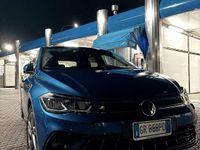 Usata VW Polo R-line 95 CV (69 kW) 2023 Blu Utilitaria
