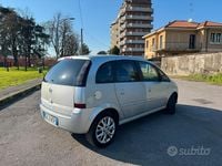 Usata Opel Meriva Club 90 CV (66 kW) 2010 Grigio Monovolume