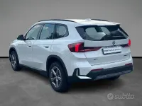 Usata BMW X1 Shadowline 150 CV (110 kW) 2024 Bianco / metallizzato SUV