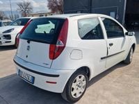 Usata Fiat Punto Dynamic 69 CV (50 kW) 2006 Bianco Utilitaria