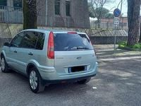 Usata Ford Fusion Titanium 68 CV (50 kW) 2004 Argento Utilitaria