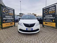 Usata Lancia Ypsilon Silver 69 CV (50 kW) 2021 Bianco Utilitaria