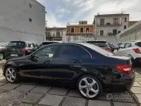 Usata Mercedes C180 120 CV (88 kW) 2013 Nero Berlina