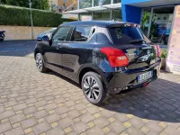 Usata Suzuki Swift 90 CV (66 kW) 2020 Nero metallizzato Utilitaria