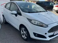 Usata Ford Fiesta 75 CV (55 kW) 2015 Bianco Utilitaria