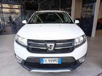 Usata Dacia Sandero Stepway 90 CV (66 kW) 2016 Bianco Berlina