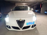 Usata Alfa Romeo Giulietta 109 CV (80 kW) 2012 Bianco Utilitaria