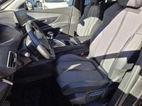Usata Peugeot 3008 Allure 131 CV (96 kW) 2022 Grigio platinum SUV