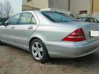 Usata Mercedes S320 224 CV (164 kW) 2001 Giallo Berlina