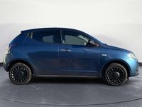 Usata Lancia Ypsilon Silver 69 CV (50 kW) 2023 Blu/azzurro Utilitaria