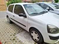 Usata Renault Clio II Dynamique 75 CV (55 kW) 2003 Berlina