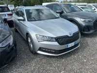 Usata Skoda Superb 150 CV (110 kW) 2022 Grigio Station wagon