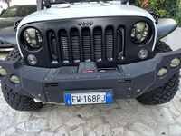 Usata Jeep Wrangler Unlimited Rubicon 200 CV (147 kW) 2014 Bianco SUV