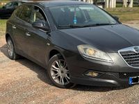 Usata Lancia Delta 105 CV (77 kW) 2012 Utilitaria