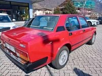 Usata Alfa Romeo Alfetta 130 CV (95 kW) 1982 Rosso Berlina
