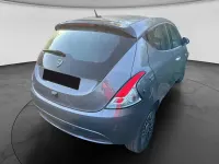 Usata Lancia Ypsilon S 70 CV (51 kW) 2024 Grigio Utilitaria