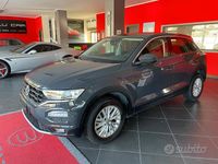 Usata VW T-Roc Style 116 CV (85 kW) 2019 Grigio SUV