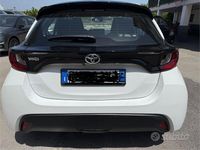 Usata Toyota Yaris 72 CV (52 kW) 2022 Bianco Utilitaria