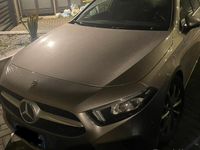 Usata Mercedes A180 136 CV (100 kW) 2019 Grigio Berlina