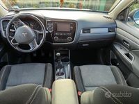 Usata Mitsubishi Outlander 150 CV (110 kW) 2015 Bianco SUV