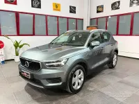 Usata Volvo XC40 Momentum 150 CV (110 kW) 2018 Grigio SUV